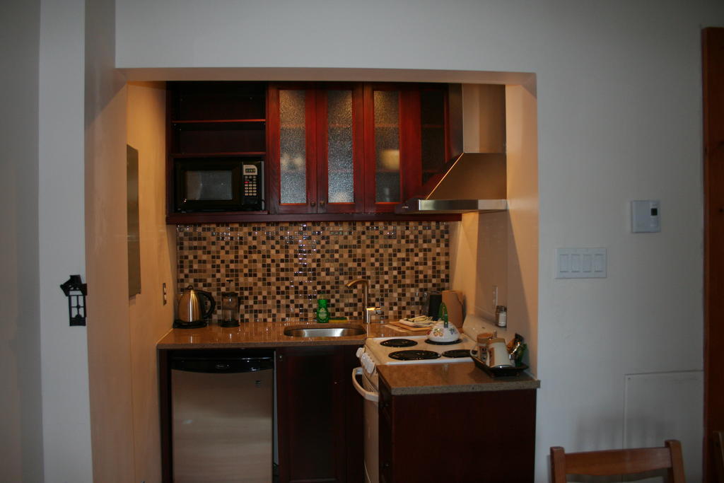 Gite University Bed And Breakfast 몬트리올 외부 사진